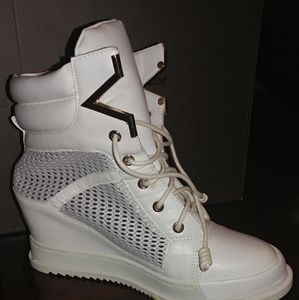 Sneaker Wedges